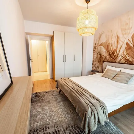 בוקרשט Central Spacious Apartment 506 מראה חיצוני תמונה