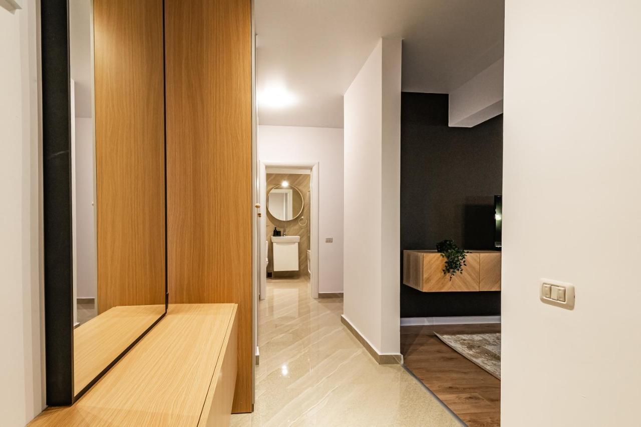 Spacious 506 Apartment