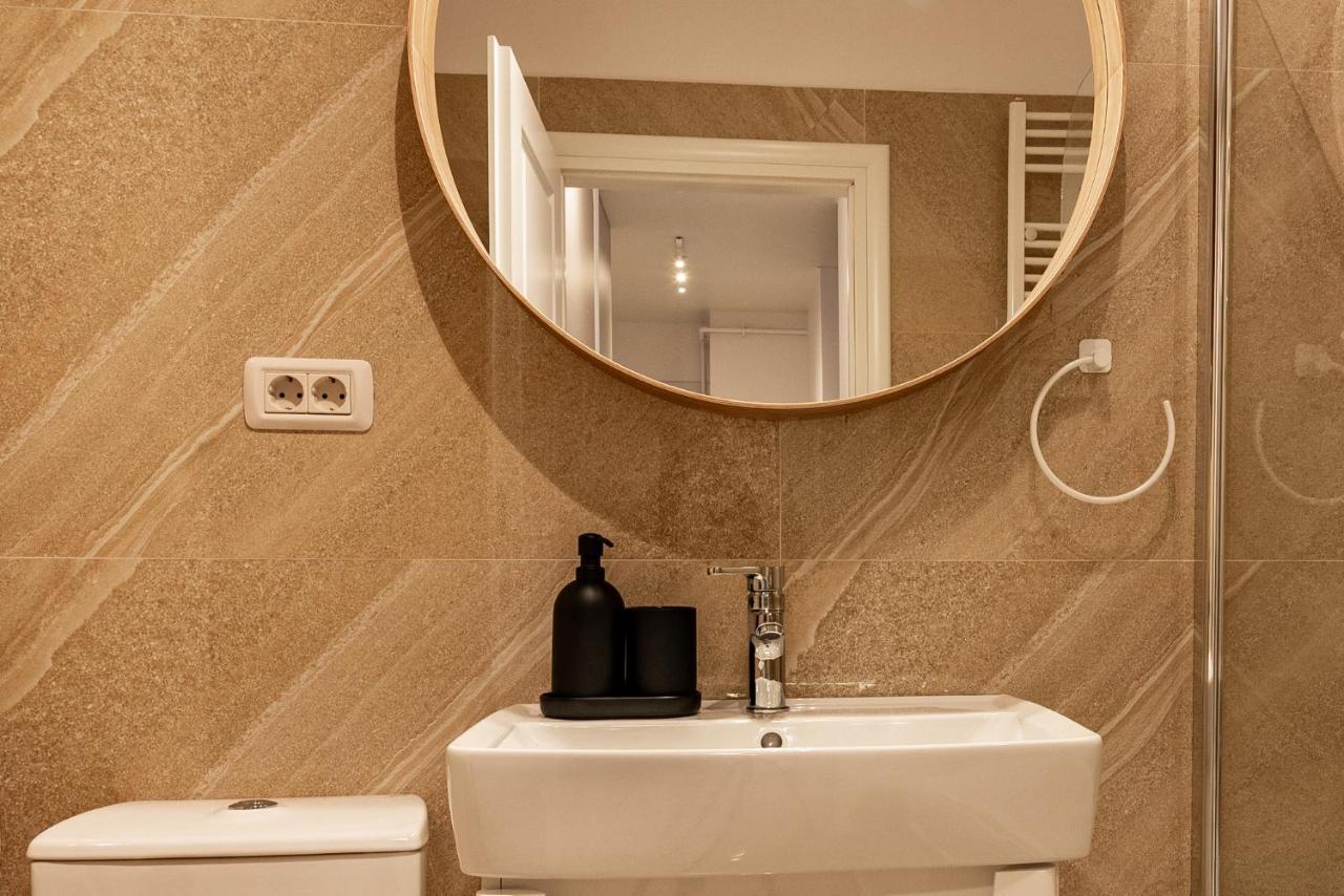 Spacious 506 Apartment *